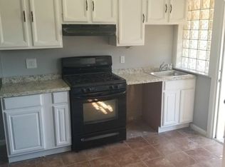 2532 Carroll St, Philadelphia, PA 19142