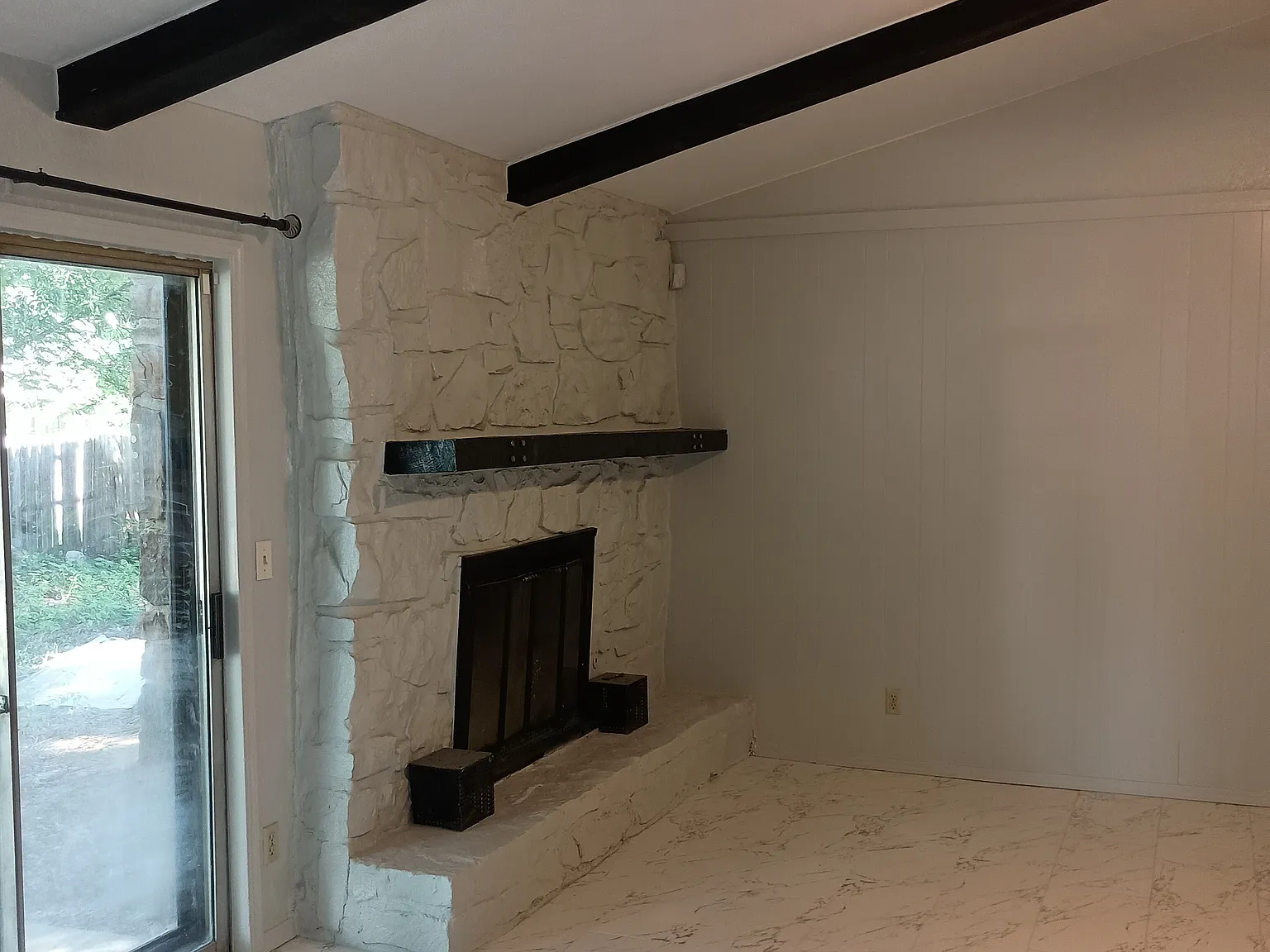 4 bed, 1512 sqft, $1,950 — Photo 3