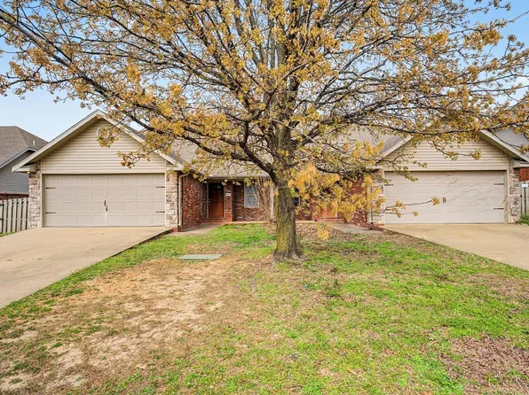 3102 SW Deerfield Blvd #2, Bentonville, AR 72713