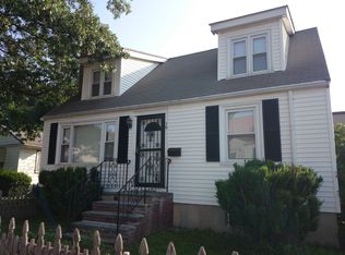 19 Freeman Ave, West Roxbury, MA 02132