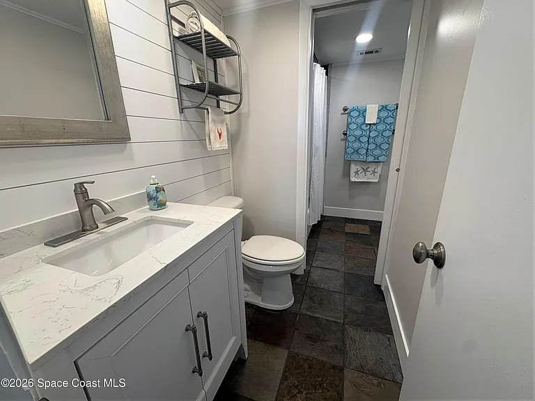 500 Palm Springs Blvd #804 — Photo 11
