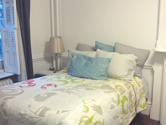 2nd image of 131 Amity St APT 1