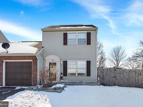 2nd image of 3332 Glen Hollow Dr
