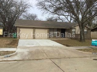 5717 Rosalyn Dr, Watauga, TX 76148