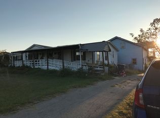 4 Sunny Ln, Burleson, TX 76028