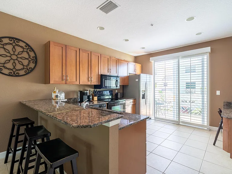 8904 Duval Ln #B11 — Photo 11