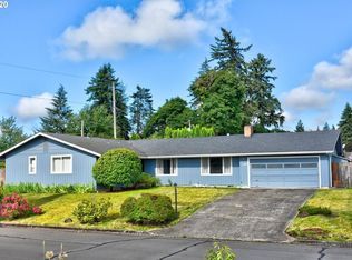 3390 Dahlia Ln, Eugene, OR 97404