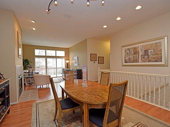 5th image of 3530 Pebble Creek Ct