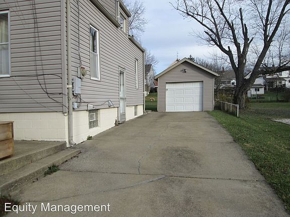 2nd image of 523 Washington Ave