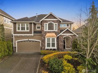 805 S 37th Pl, Renton, WA 98055