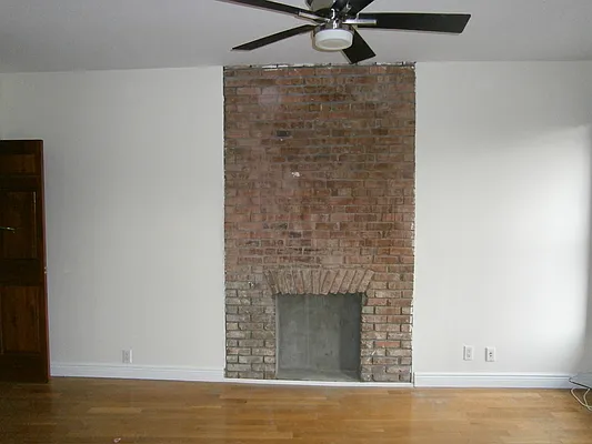 Rented by Realty Collective | media 37