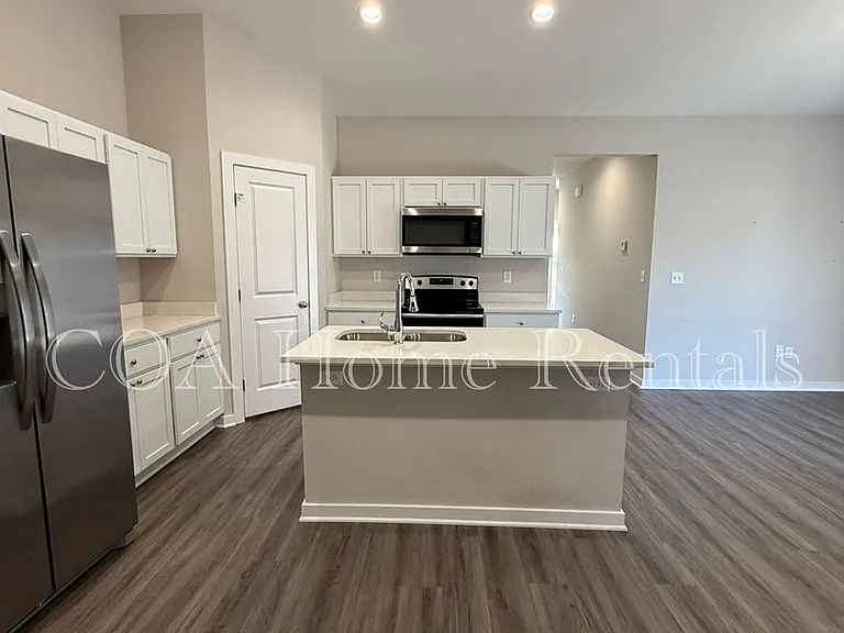 13417 W Haskell Ct #13419 — Photo 6