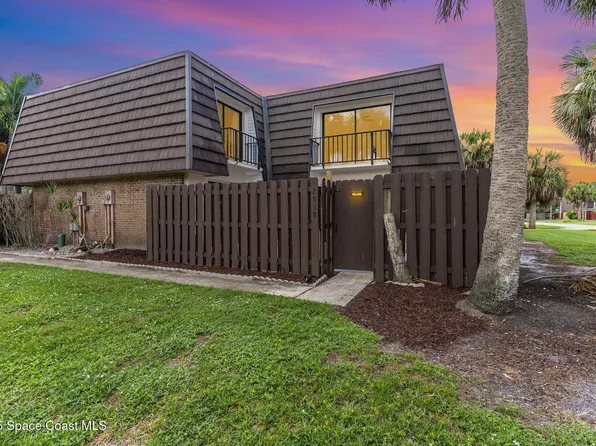 2018 Vista Oaks Cir NE, Palm Bay, FL 32905