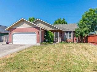 3072 E View Ln, Lebanon, OR 97355