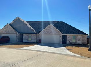105 Cider Point Ln, Hallsville, TX 75650