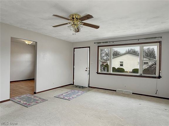 4th image of 1705 Olive Ct
