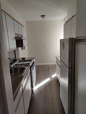 2nd image of 2662 Ocean Ave APT D5