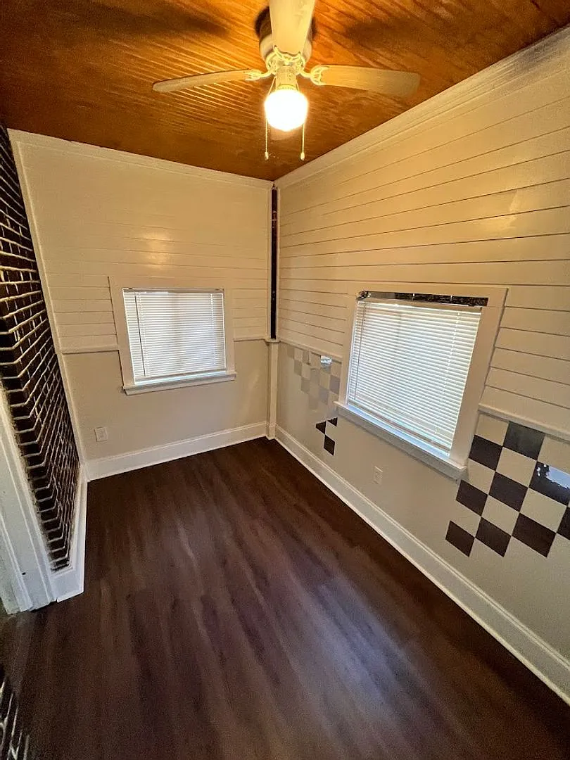 Move In Ready — Photo 4