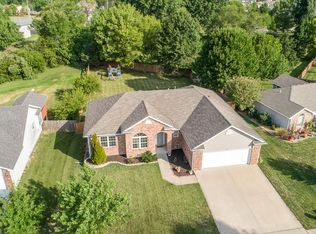3909 Beechwood Dr, Columbia, MO 65202