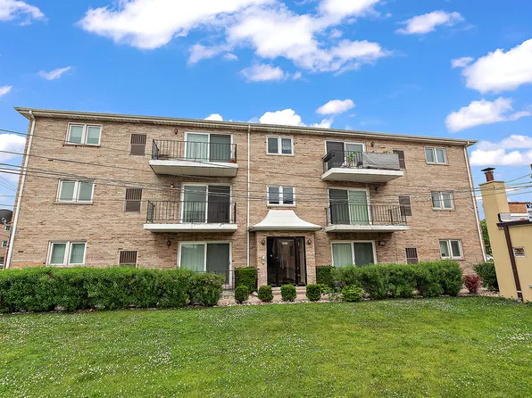 6035 S Archer Ave S #2S, Chicago, IL 60638