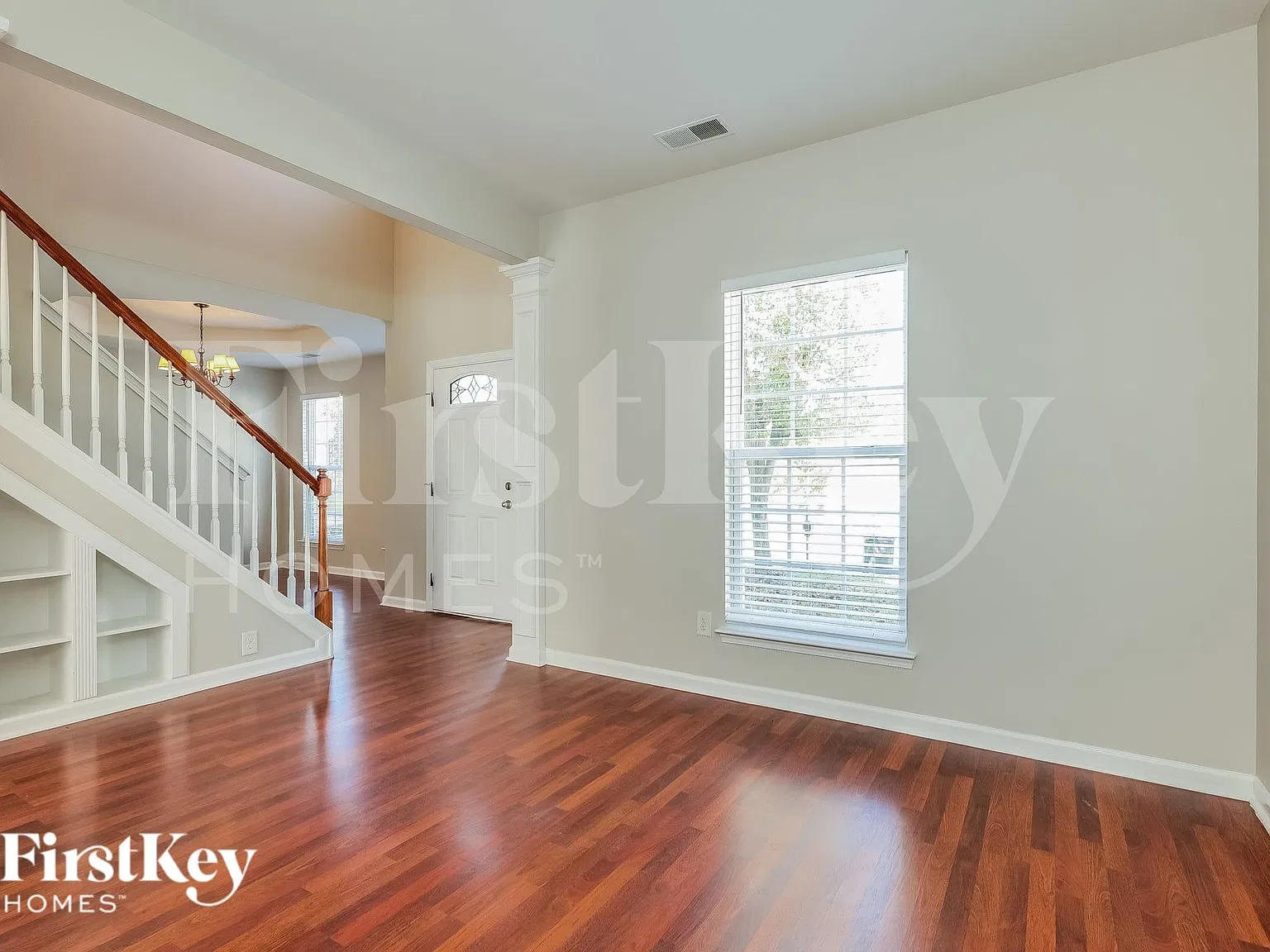 3 bed, 2.5 bath, 2186 sqft, $2,460 — Photo 4
