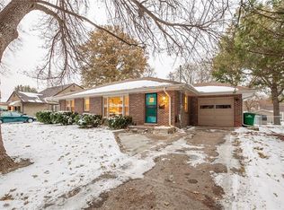 843 15th St, West Des Moines, IA 50265