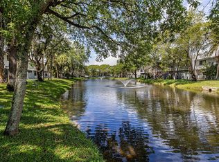85 SW 3rd St, Pompano Beach, FL 33060