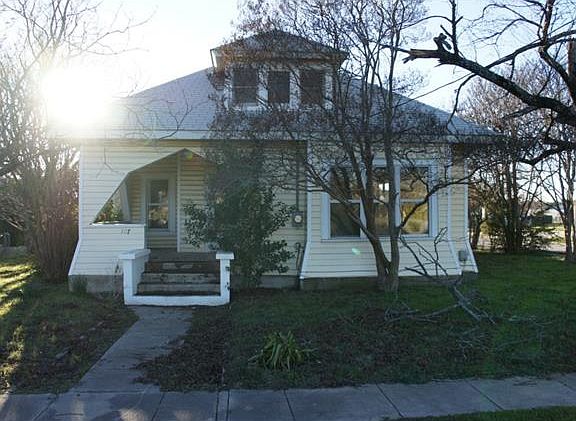 4th image of 307 West Ave