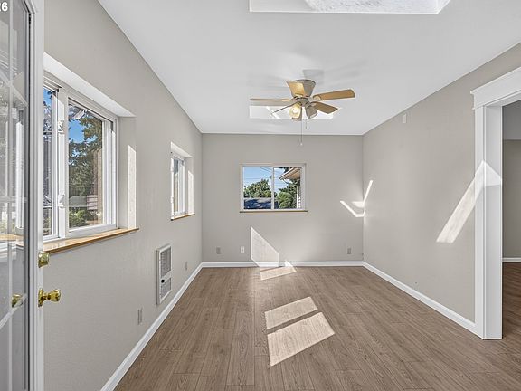 5th image of 4001 E 14th St