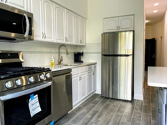 Rented by NextDoor Realty | media 31