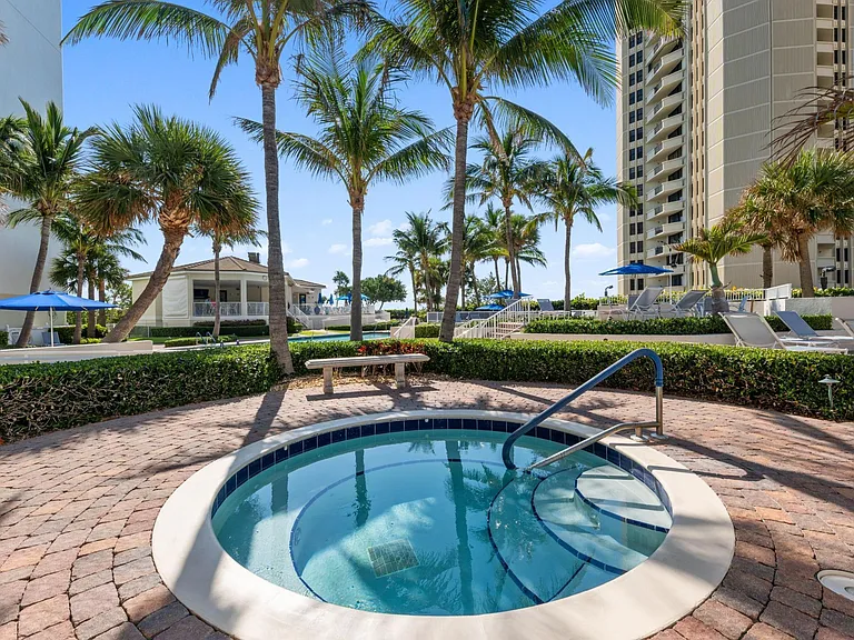 3000 N Ocean Dr #20G — Photo 32