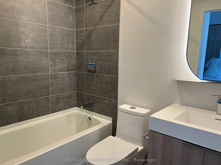 15 Holmes Ave #905 — Photo 6
