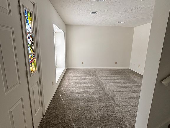4th image of 3380 Cove Lake Dr