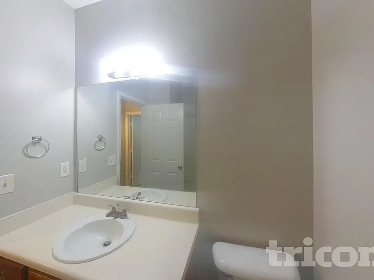 3329 Coach House Ct — Photo 16