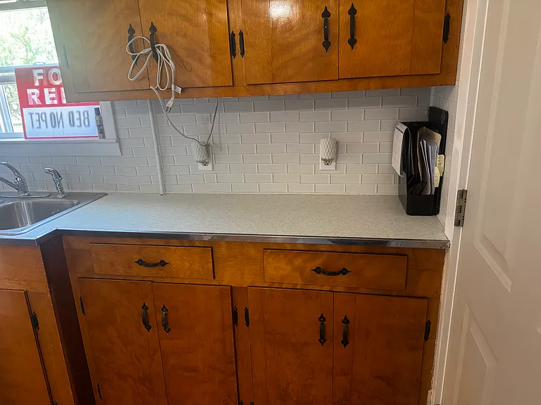 261 Oak Hill Rd #1 — Photo 10