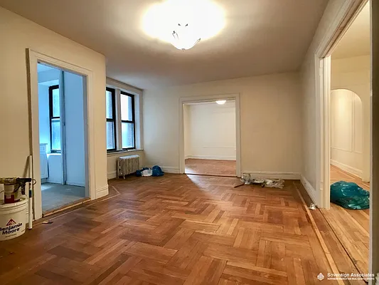 Rented by Sovereign Associates | media 7