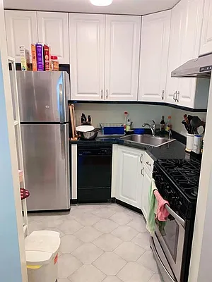 Sold by Remax Edge | media 4