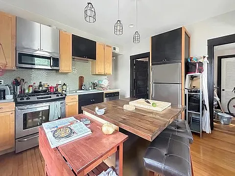 3449 W Diversey Ave #2 — Photo 6