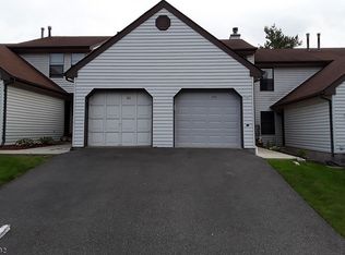 104 Sequoia Ct #104, Flemington, NJ 08822