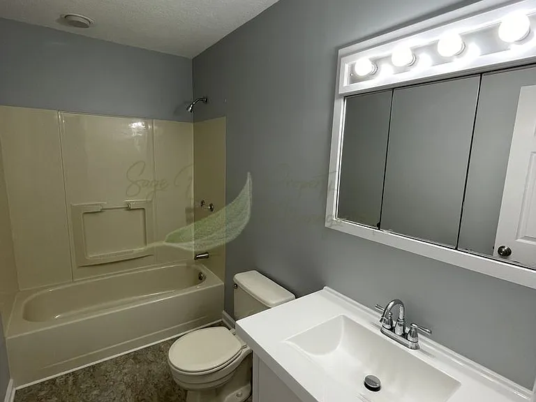 805 SW Lea Dr — Photo 11
