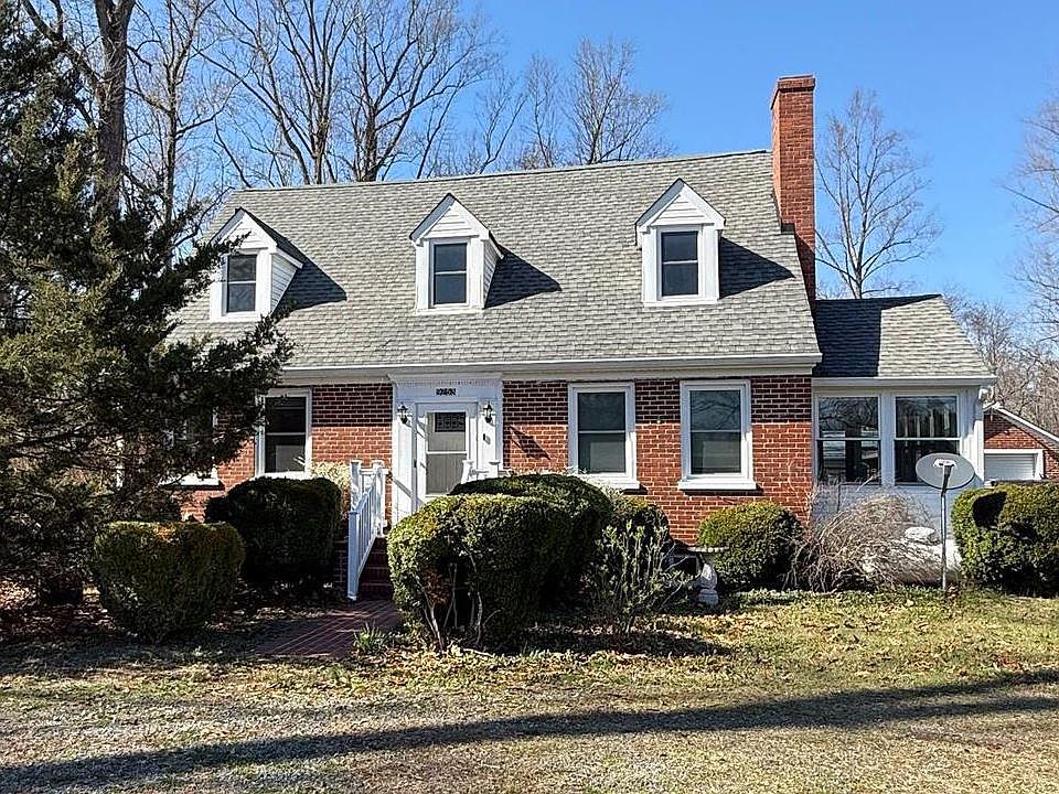 1st image of 9253 Dahlgren Rd