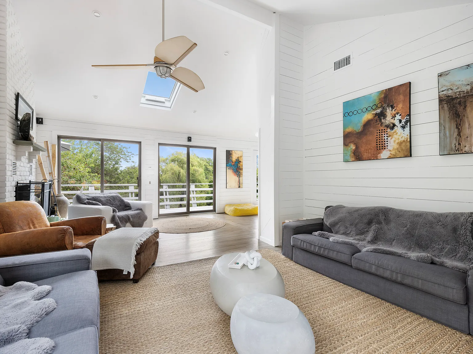 Montauk Retreat with Lake Views — Photo 4