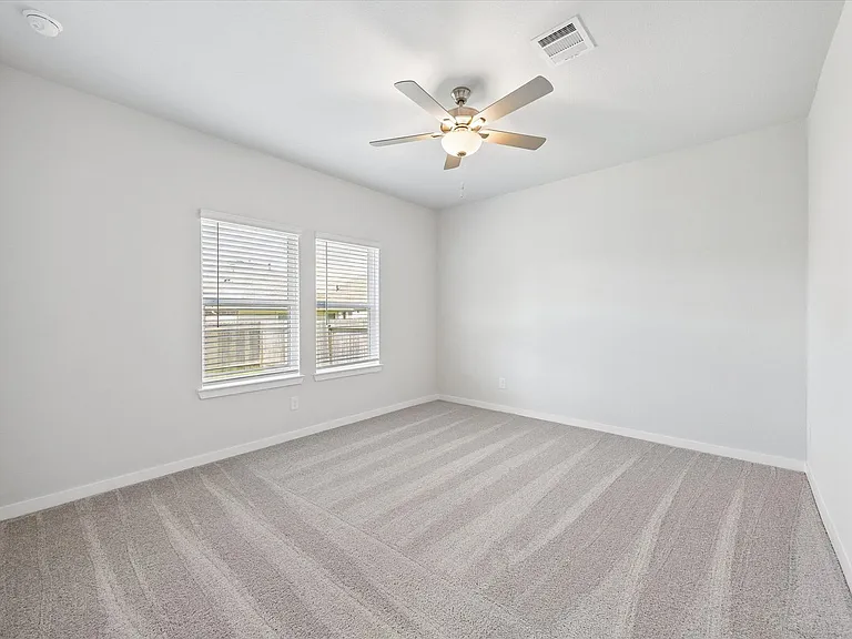 11605 Whirlaway Dr — Photo 10