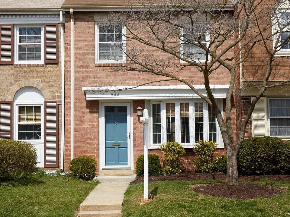 1st image of 644 Azalea Dr #3