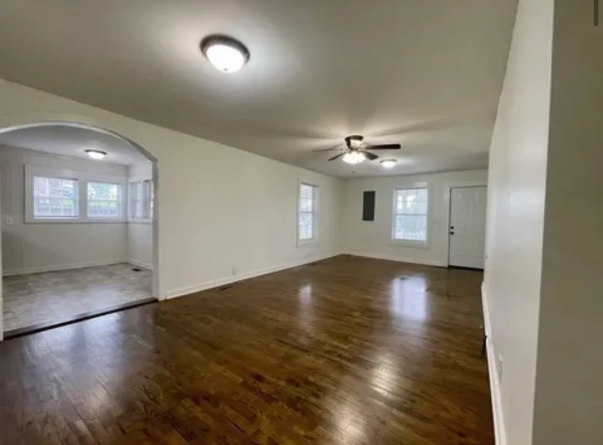 3 bed, 1449 sqft, $1,345 — Photo 2