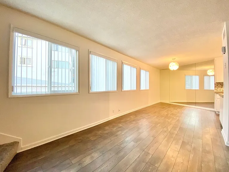 1830 N La Brea Ave — Photo 1