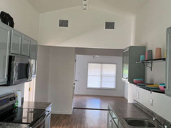 2nd image of 1705 W Olmos Dr