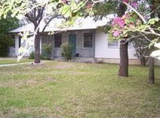 1022 Jackson Rd, Kerrville, TX 78028