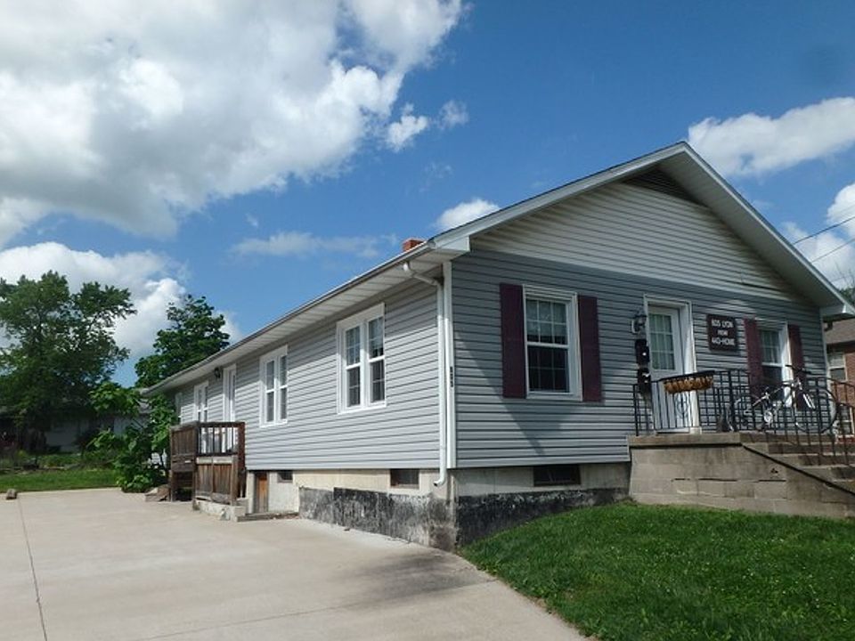 2nd image of 605 Lyon St #B