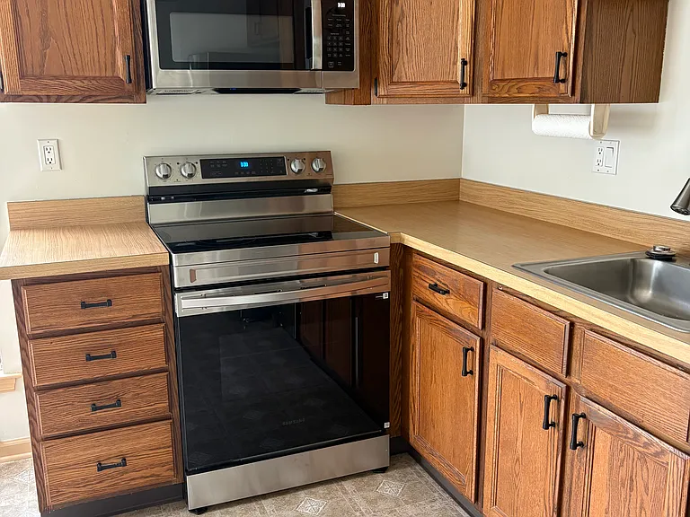 310 Woods Edge Pl — Photo 10